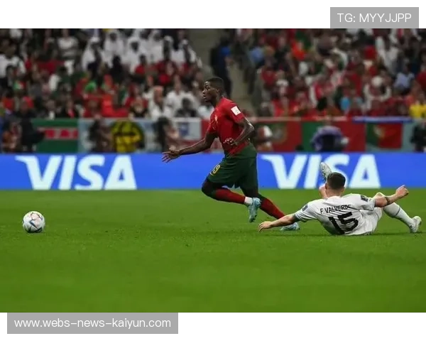 巴黎左路组合杀伤力十足,努诺·门德斯前插极具威胁 巴黎左路组合杀伤力十足,努诺·门德斯前插极具威胁