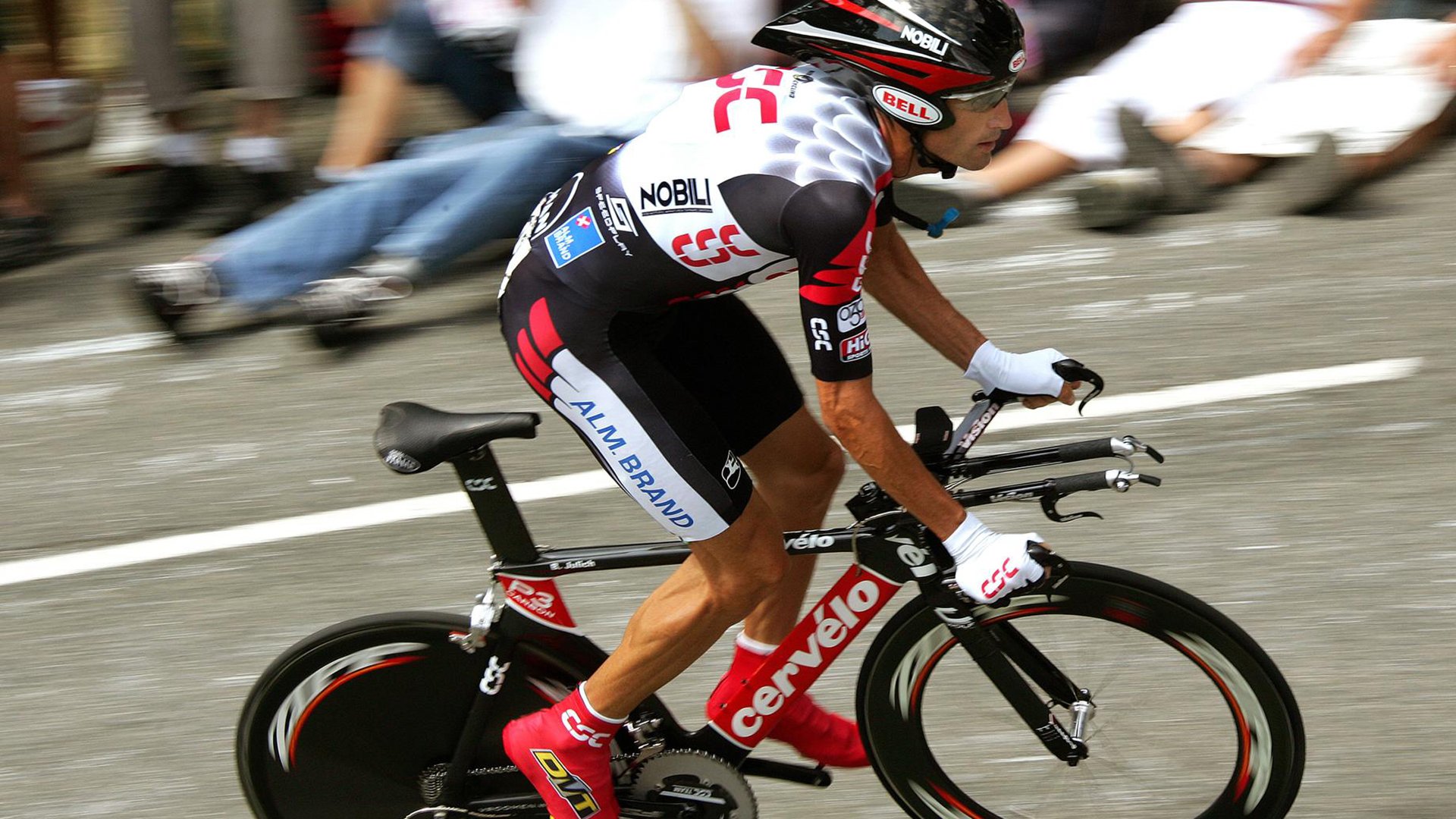 世界足球前锋排行榜，当今世界足球前锋排名